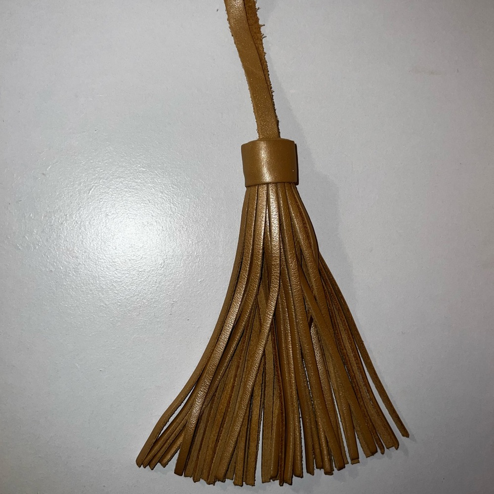 Portland Leather- Jumbo leather tassel in Champagne